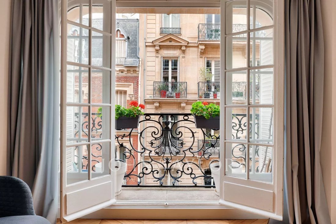 Apartment in Muette Sud, Paris 16e Arrondissement, Paris 1 - 16739543