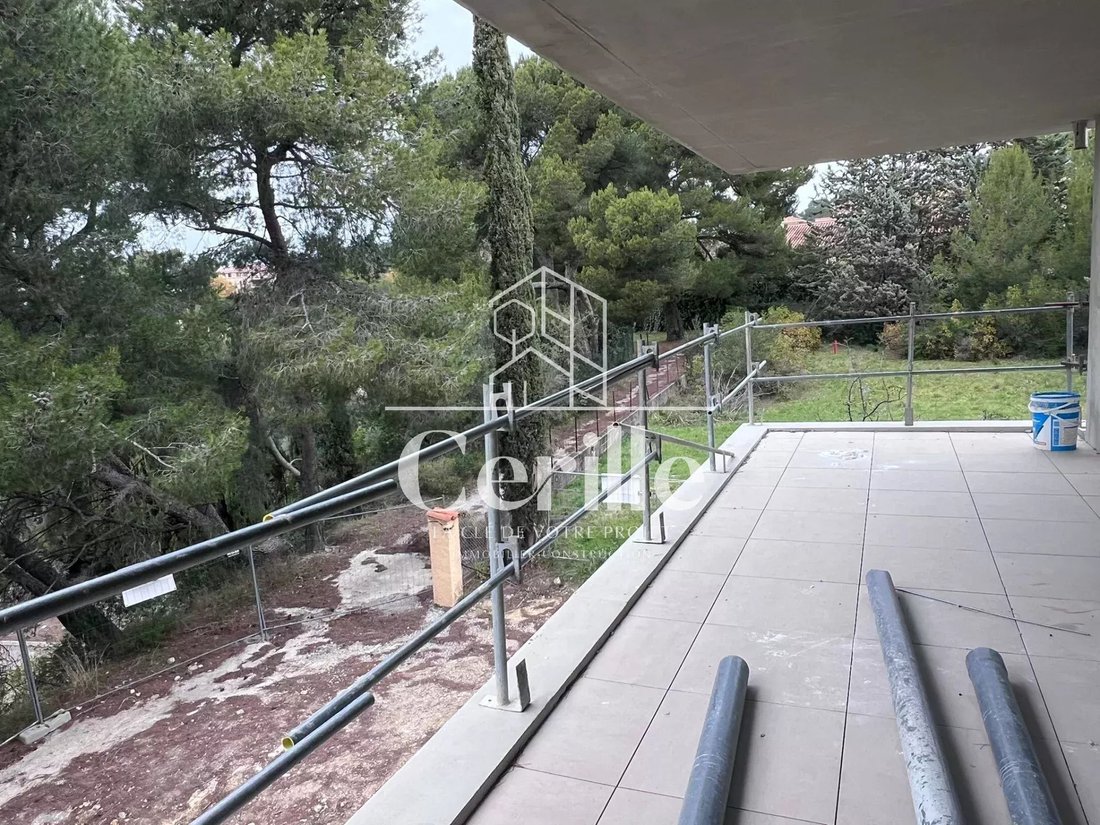 Apartment in Mazenod-Bellevue-Saint Donat-Banon, Aix-en-Provence, France 4 - 12575710