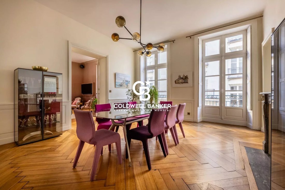 Apartamento en Centre Ville, Nantes, Francia 2 - 15530208
