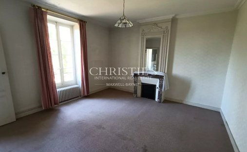 Propriété D'exception Avec 2 Maisons Indépendantes, Piscine Et Jardin Paysager