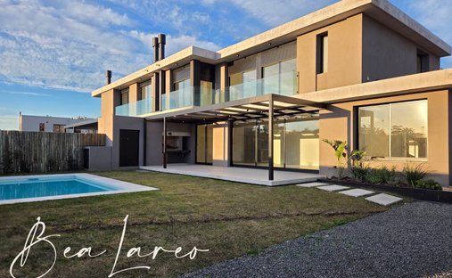 Townhouse in Montevideo, Departamento de Montevideo, Uruguay 1
