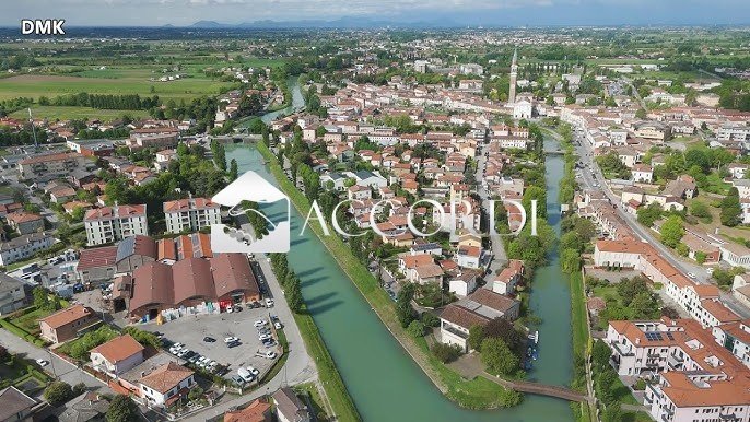 Dolo, Veneto, Italy 3 - 16740090