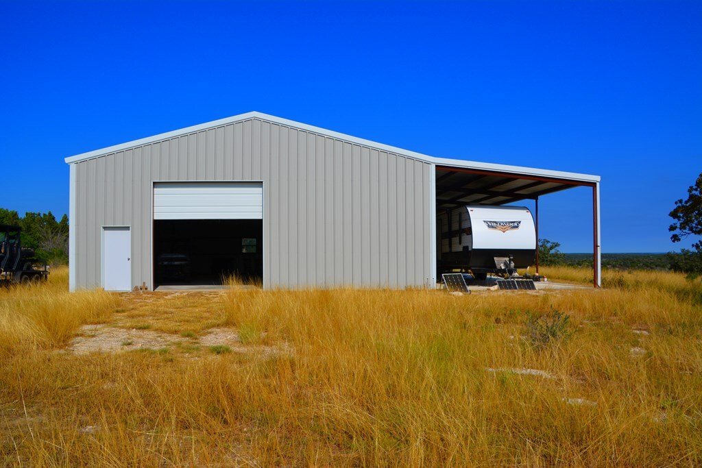 House in Uvalde, Texas, United States 2 - 16739497