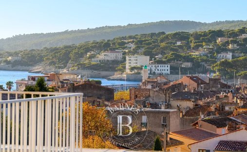 Castle for Sale in Cassis, Provence-Alpes-Côte d'Azur, France