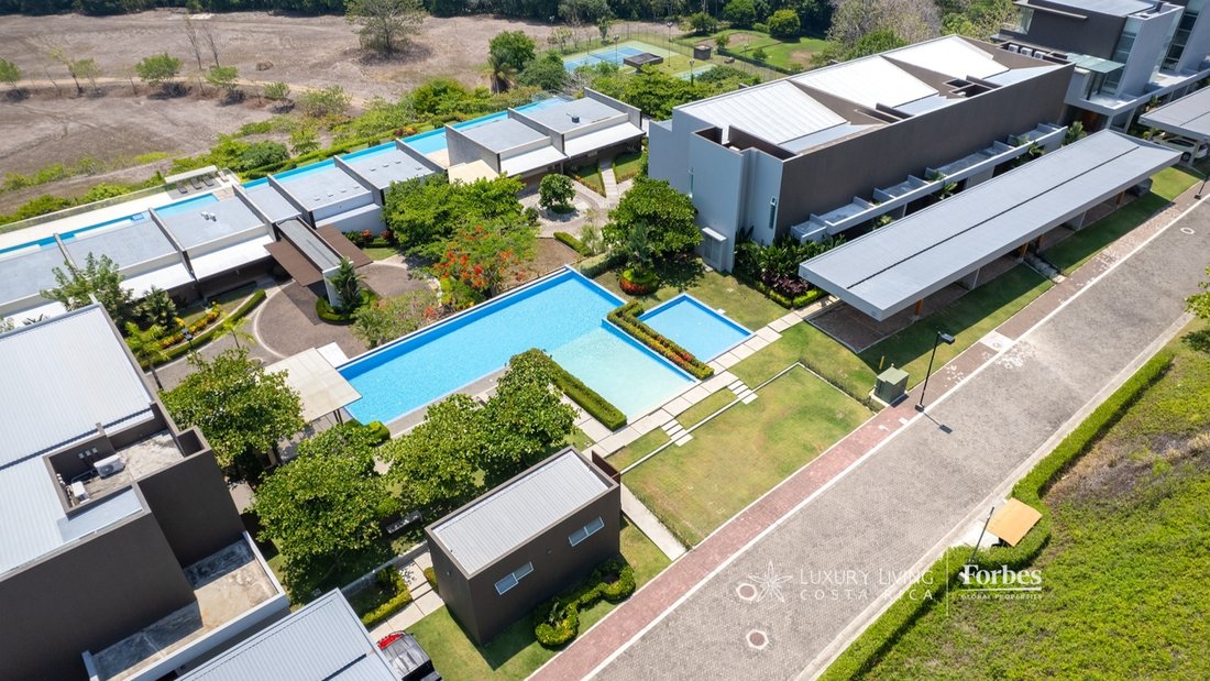 Apartment in Playa Herradura, Puntarenas Province, Costa Rica 2 - 14222194