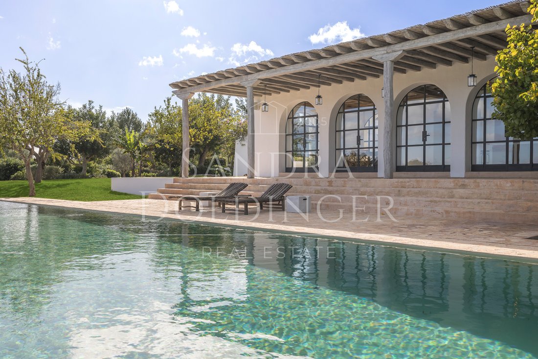 Villa in Sant Joan de Labritja, Balearic Islands, Spain 1 - 16743520
