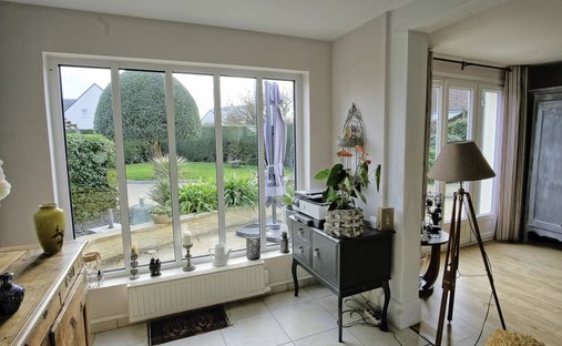 North Caen, Castle (12 Bedrooms) By The Seaside With Outbuildings Set In 1.1 Ha (2.47 Acres) Of Encl