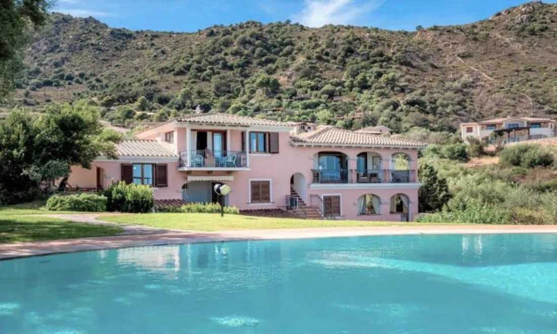 Villa in San Teodoro, Sardinia, Italy 2 - 16741233