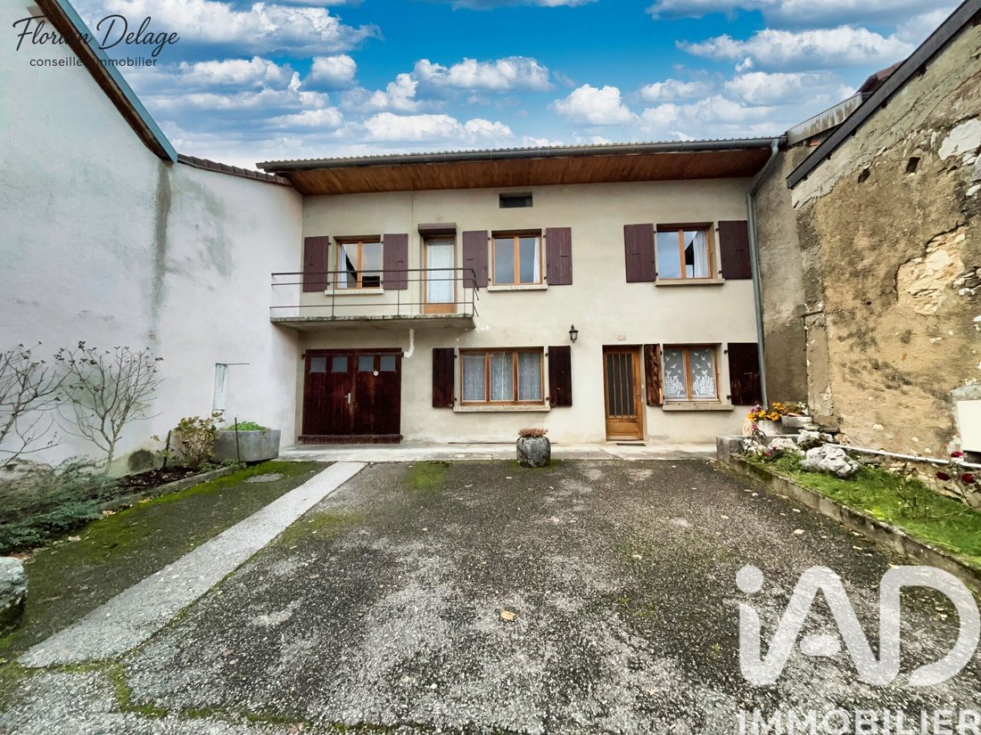 House in Saint-Jean-de-Gonville, Auvergne-Rhône-Alpes, France 1 - 16725270