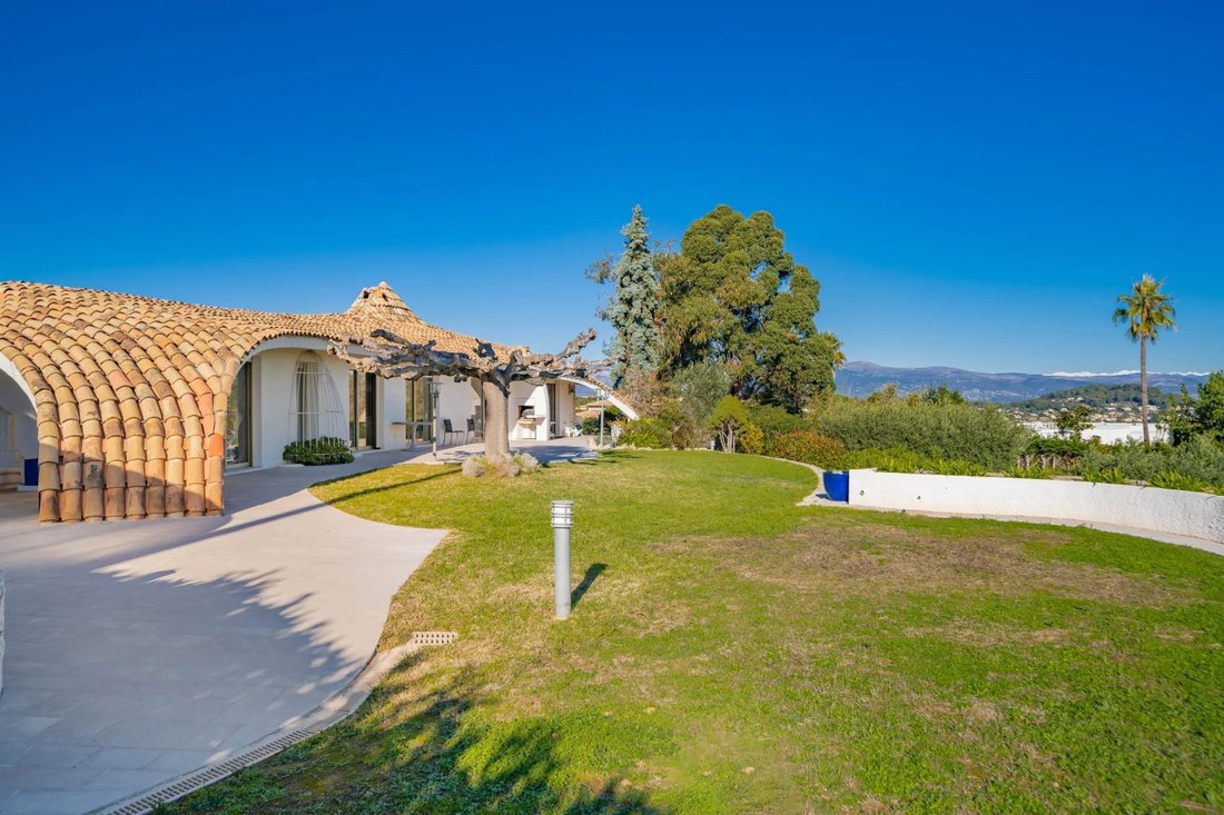 Villa in La Maure-Super Cannes, Vallauris, France 4 - 16740222