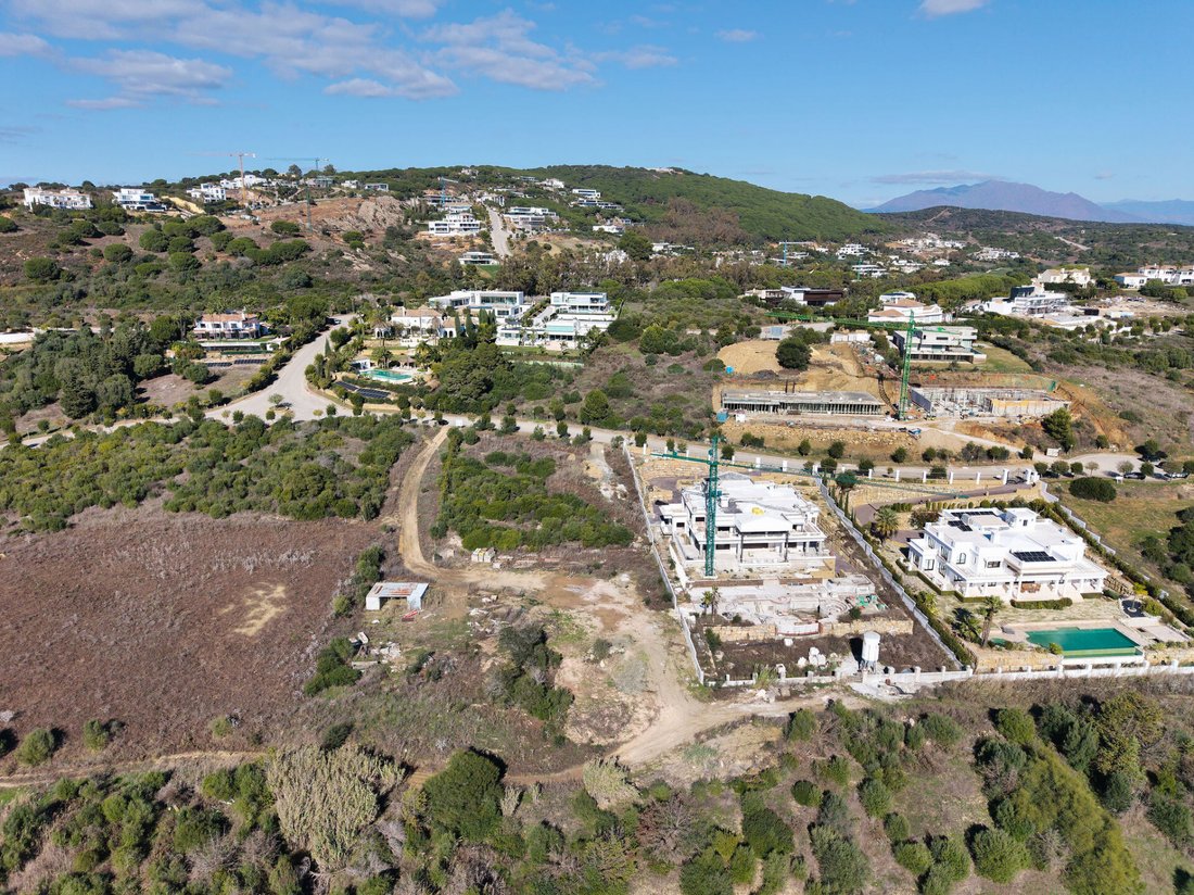 Land in Sotogrande, San Roque, Andalusia 2 - 16740172