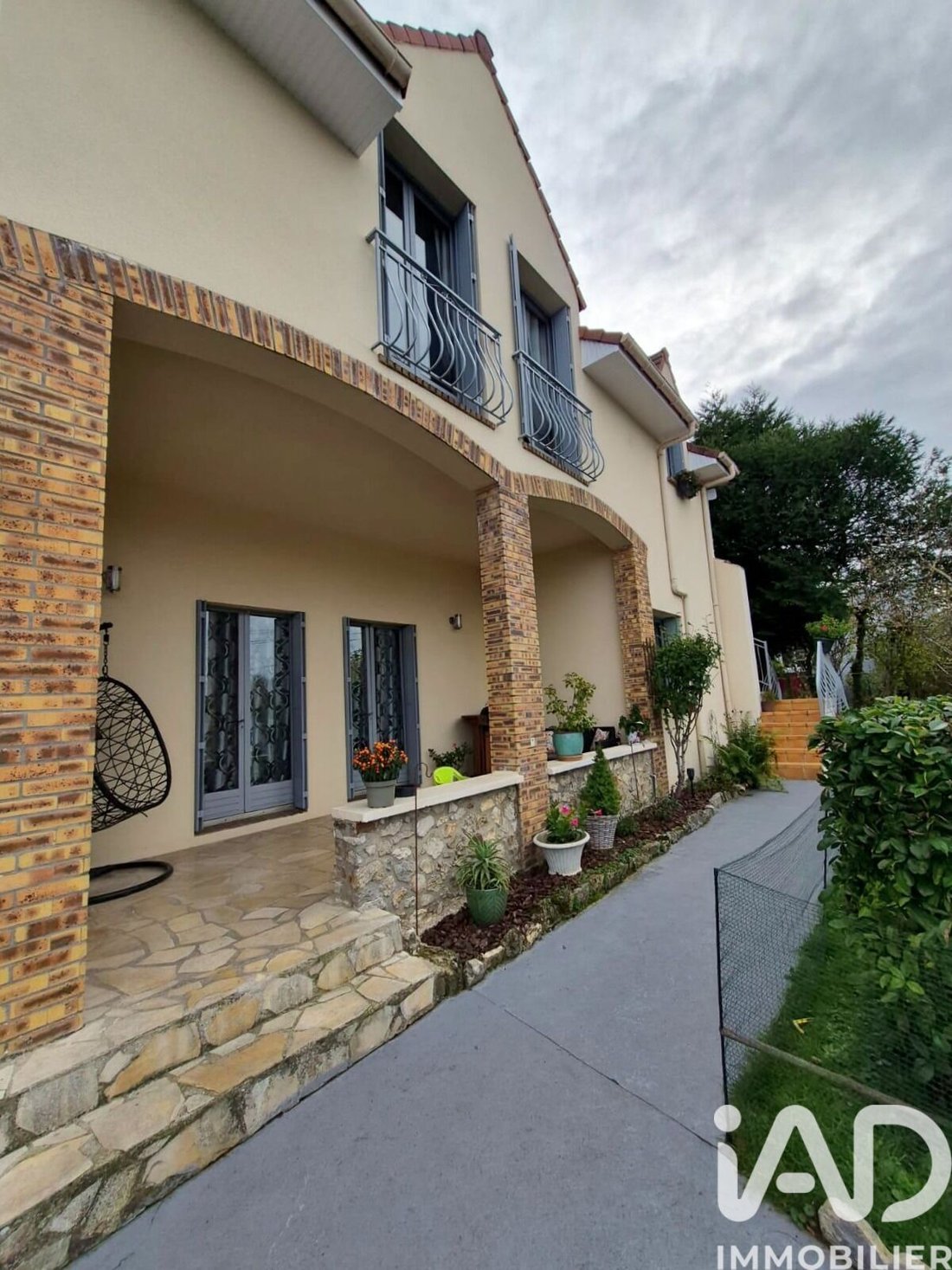 House in Lagny-sur-Marne, Ile-de-France, France 2 - 16740918