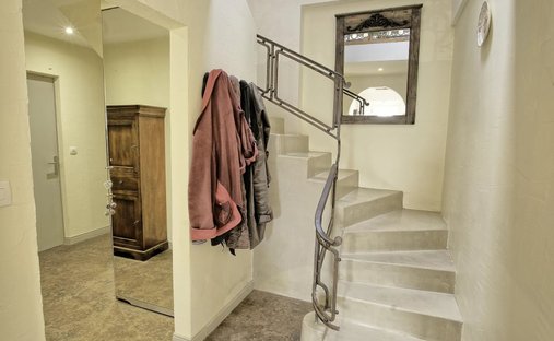 North Caen, Castle (12 Bedrooms) By The Seaside With Outbuildings Set In 1.1 Ha (2.47 Acres) Of Encl