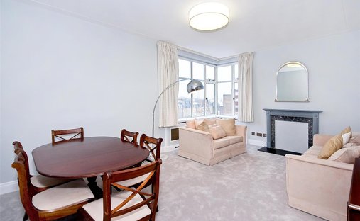 Apartment in Belgravia, Westminster, England 1