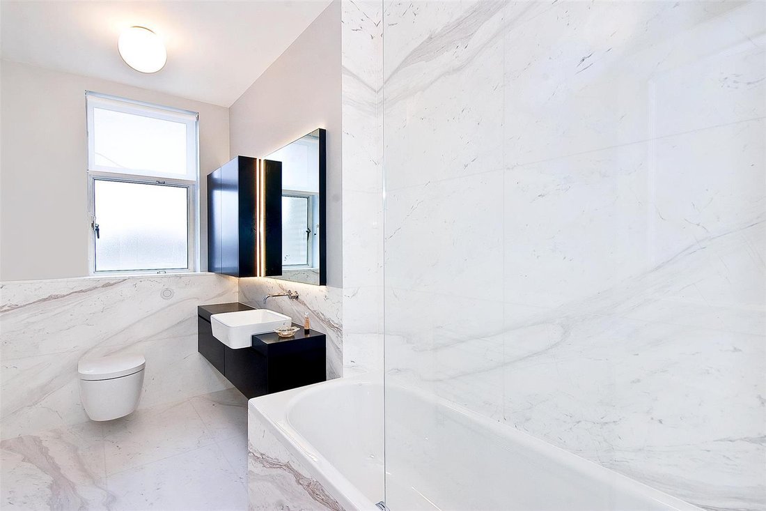Apartment in Belgravia, Westminster, England 5 - 16741064