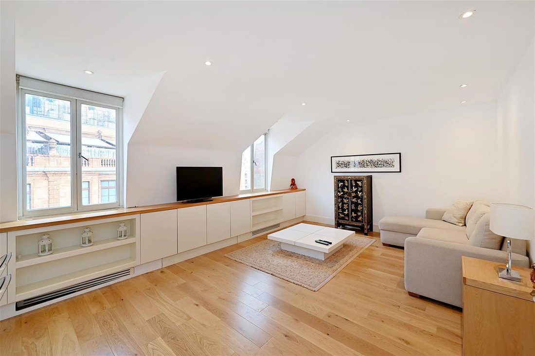 Apartment in Brompton, Kensington And Chelsea, England 1 - 16741309