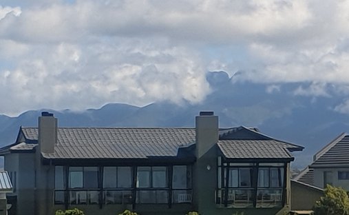 House in Oubaai Golf Estate, Western Cape, South Africa 1