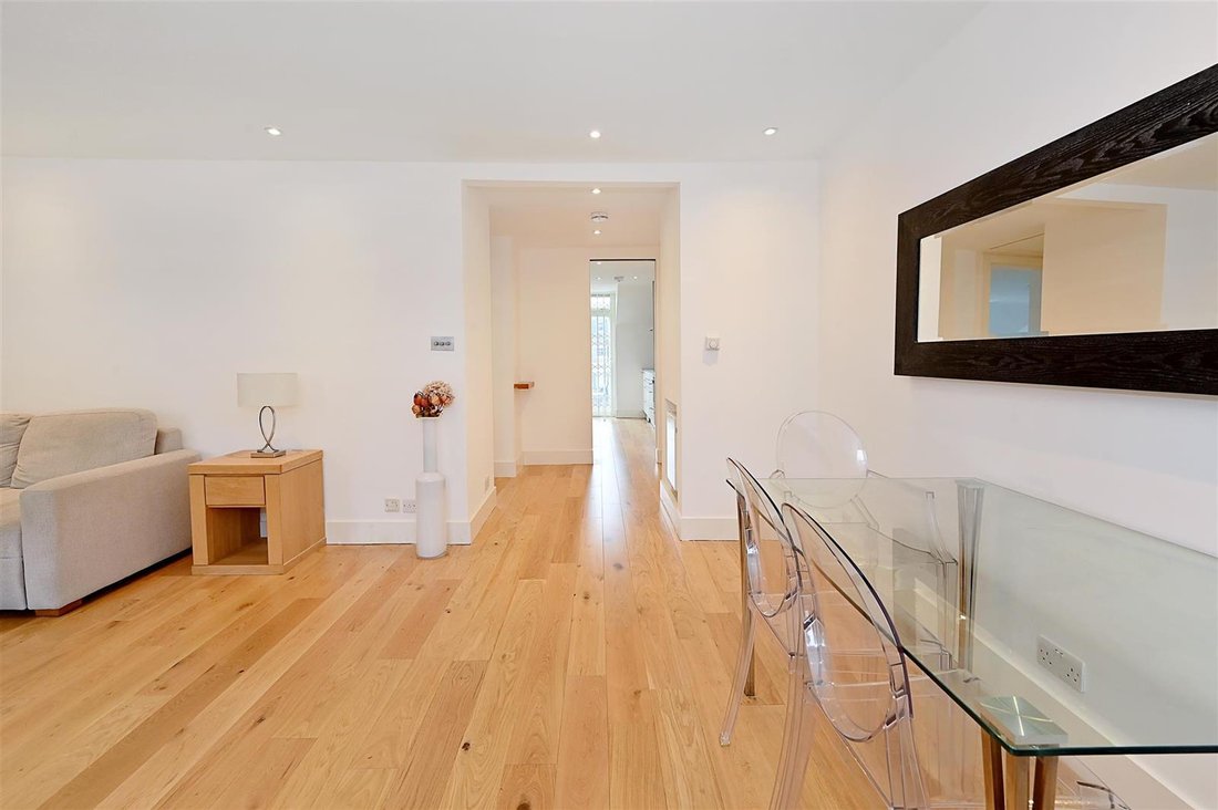 Apartment in Brompton, Kensington And Chelsea, England 3 - 16741309