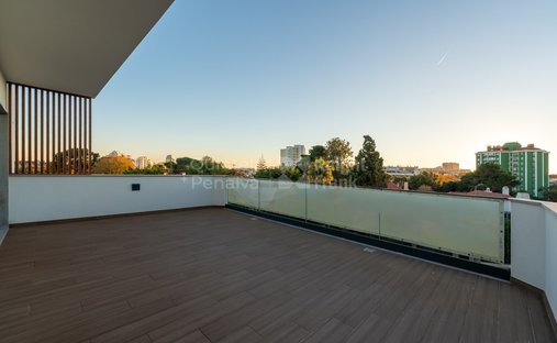 Apartment in Cascais e Estoril, Lisbon, Portugal 1