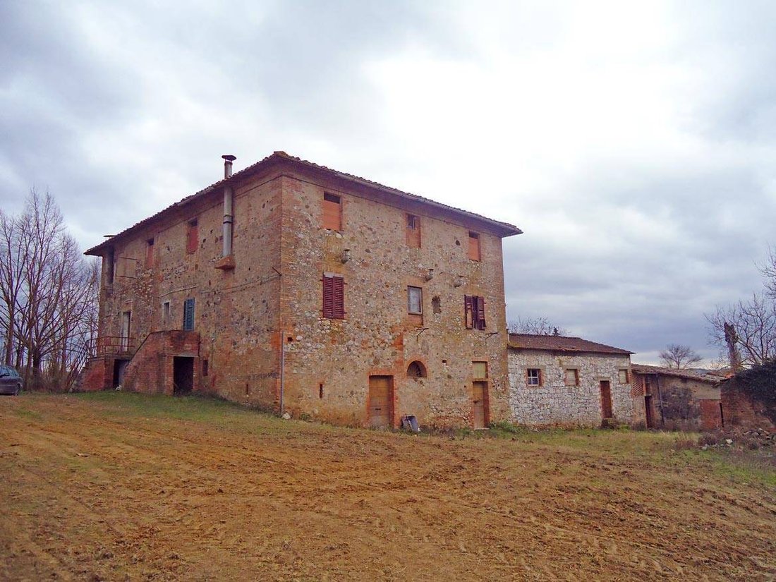 Montaperti, Tuscany, Italy 5 - 16740366