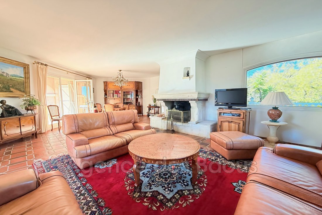 Villa in Nord, La Gaude, France 5 - 16740273