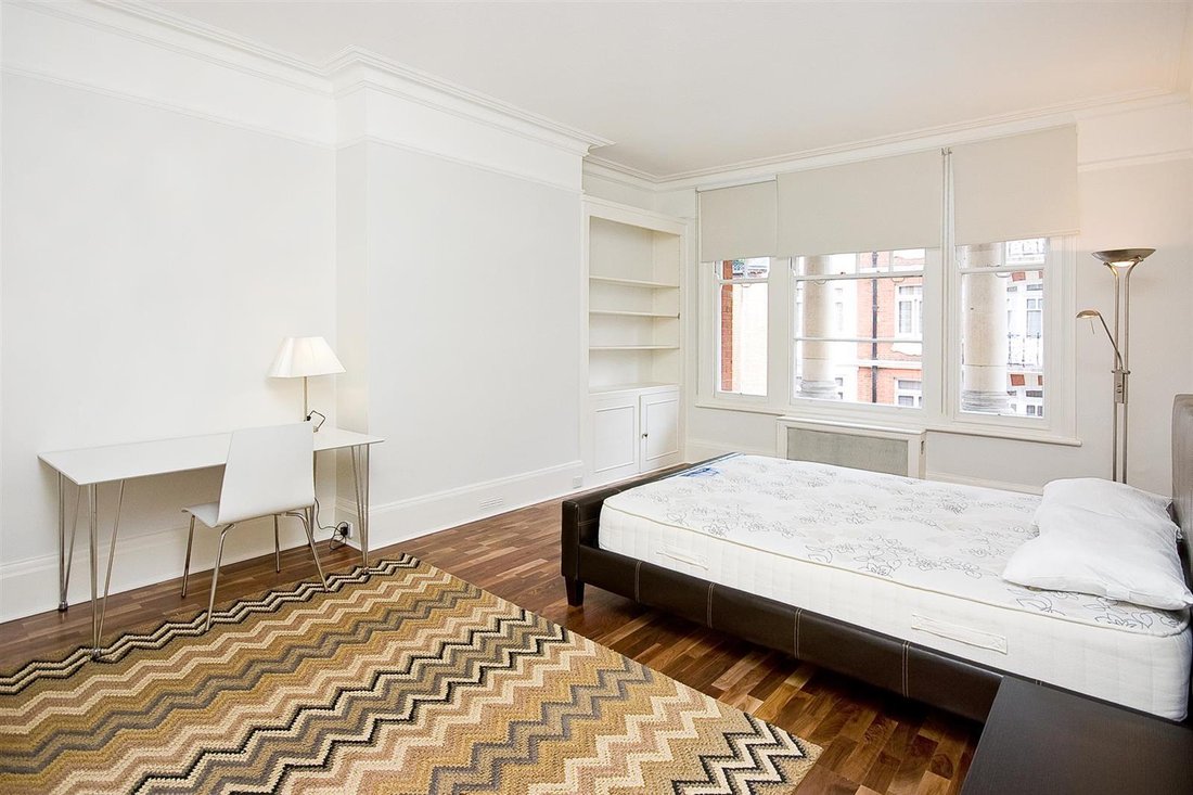 Apartment in Brompton, Kensington And Chelsea, England 3 - 16741115