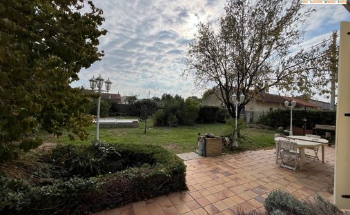 Castle for Sale in Istres, Provence-Alpes-Côte d'Azur, France