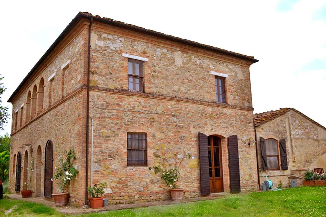 Buonconvento, Tuscany, Italy 1 - 16740354