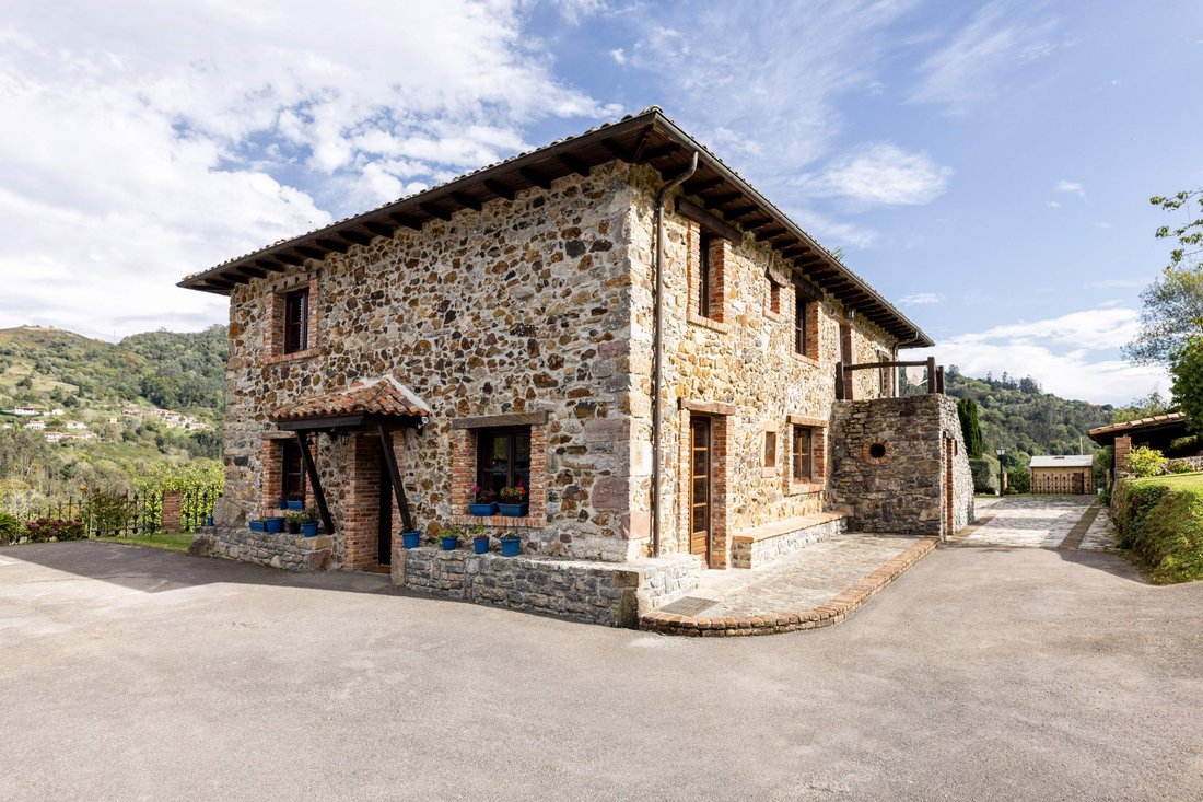 Country House in Villaviciosa, Asturias, Spain 3 - 16743537