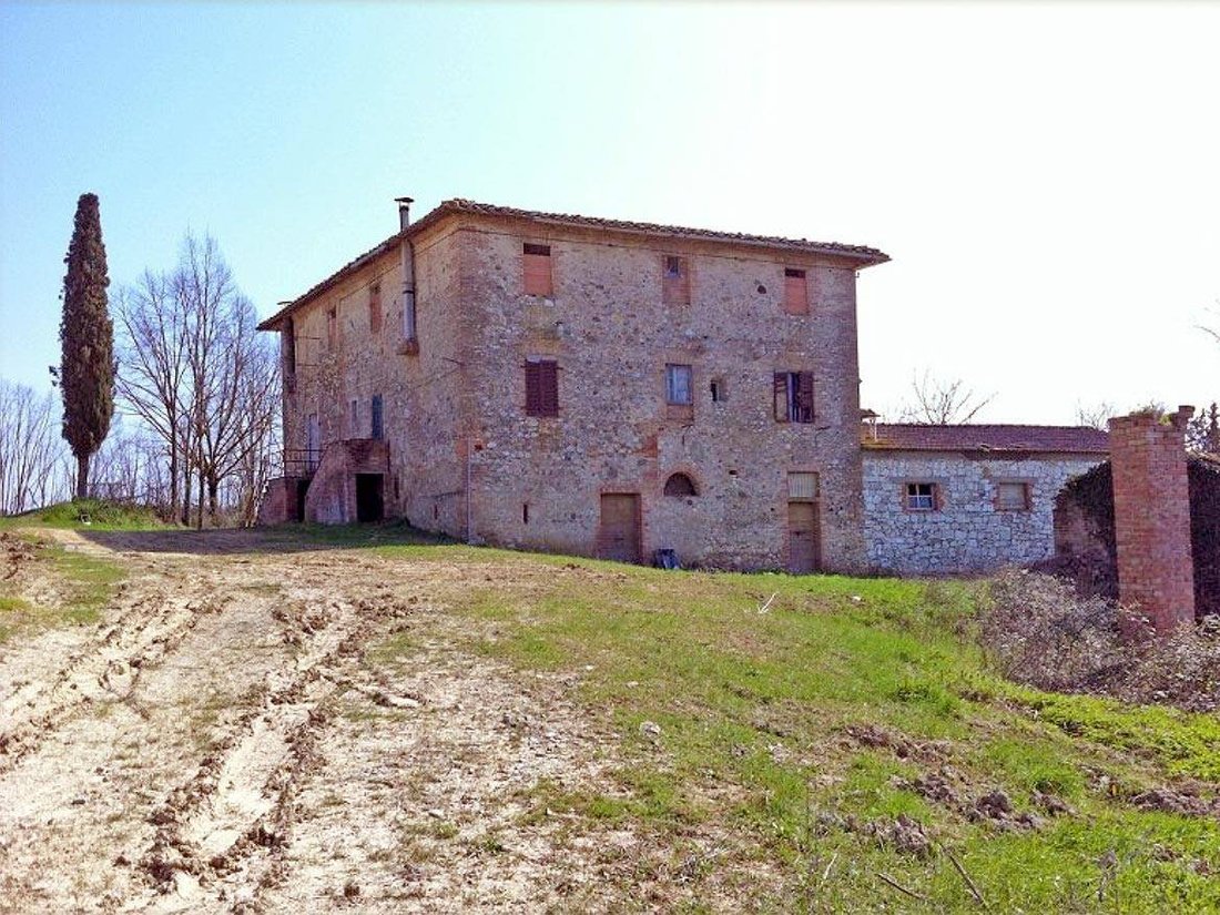 Montaperti, Tuscany, Italy 1 - 16740366