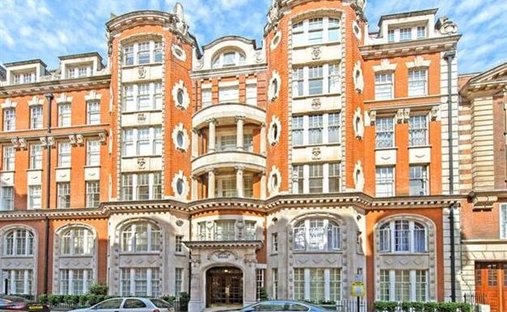 Apartment in Brompton, Kensington And Chelsea, England 1