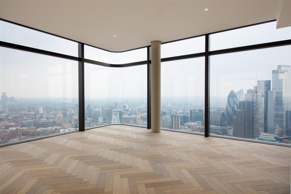 Apartment in EC2, Islington, England 4 - 16741185