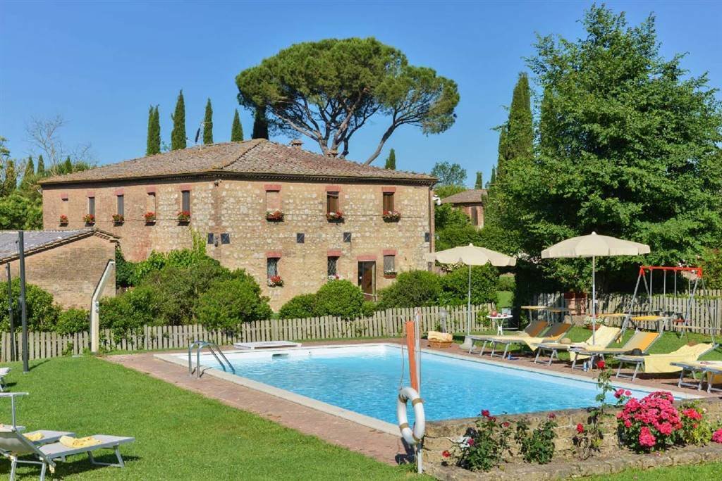 Farm Ranch in Monteroni d'Arbia, Tuscany, Italy 2 - 16740357