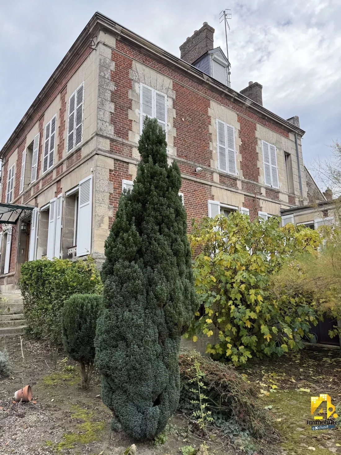 Townhouse in Est, Margny-les-Compiegne, France 1 - 16741803