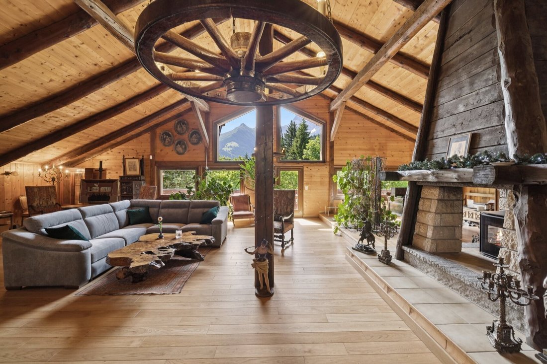 Prestigious Rustic Chic Chalet In The Heart Of The Portes Du Soleil