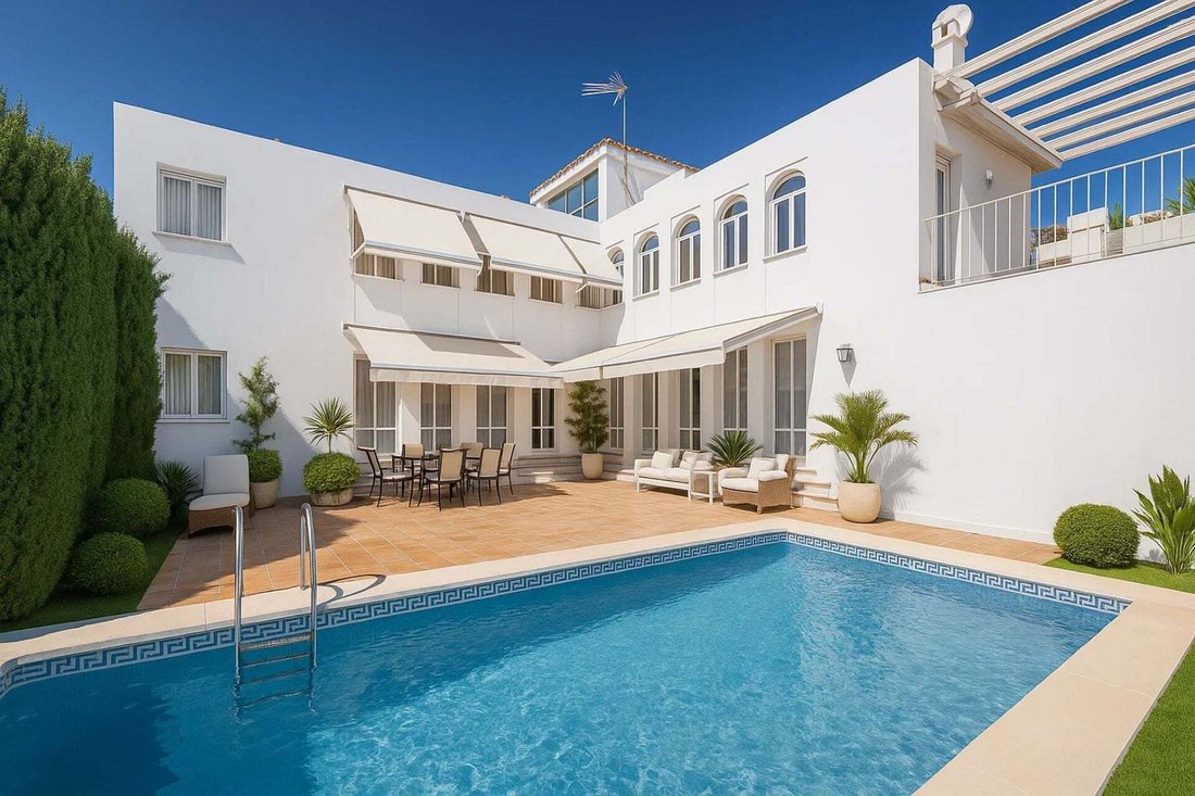 Villa a Puerto Banus, Marbella, Spagna 2 - 16741623