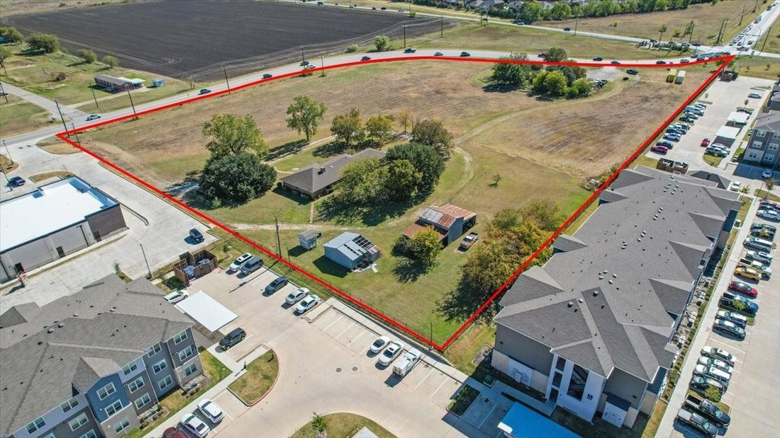 Land in Cross Roads, Texas, United States 2 - 16740599