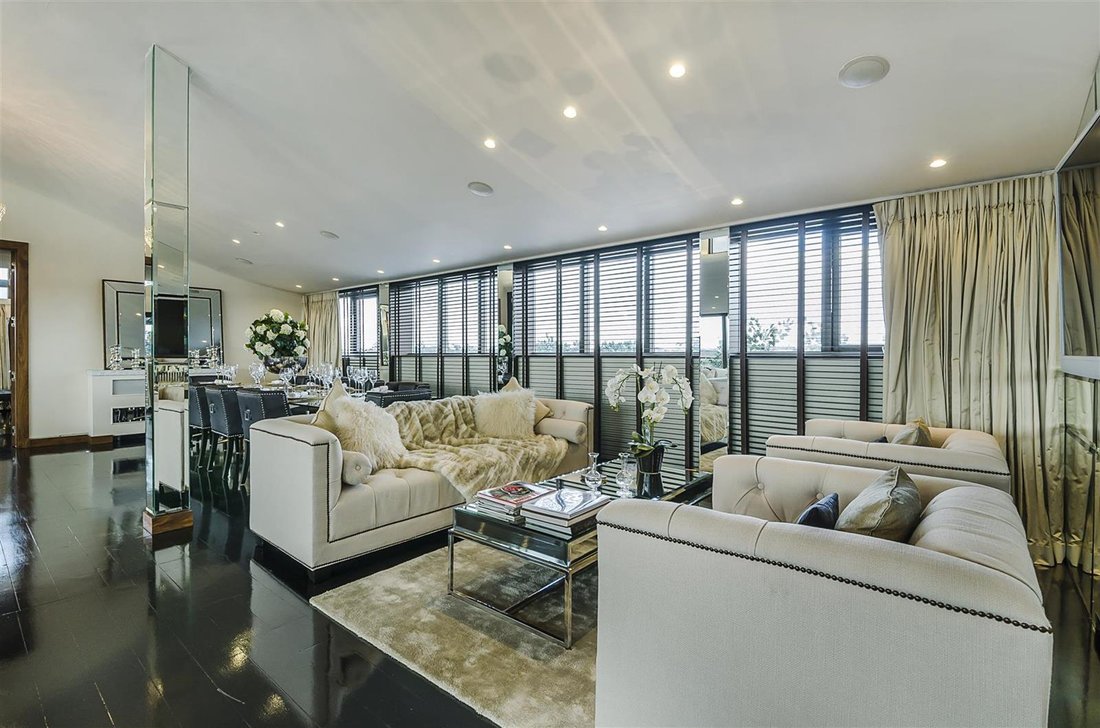 Apartment in South Kensington, Kensington And Chelsea, England 3 - 16741265