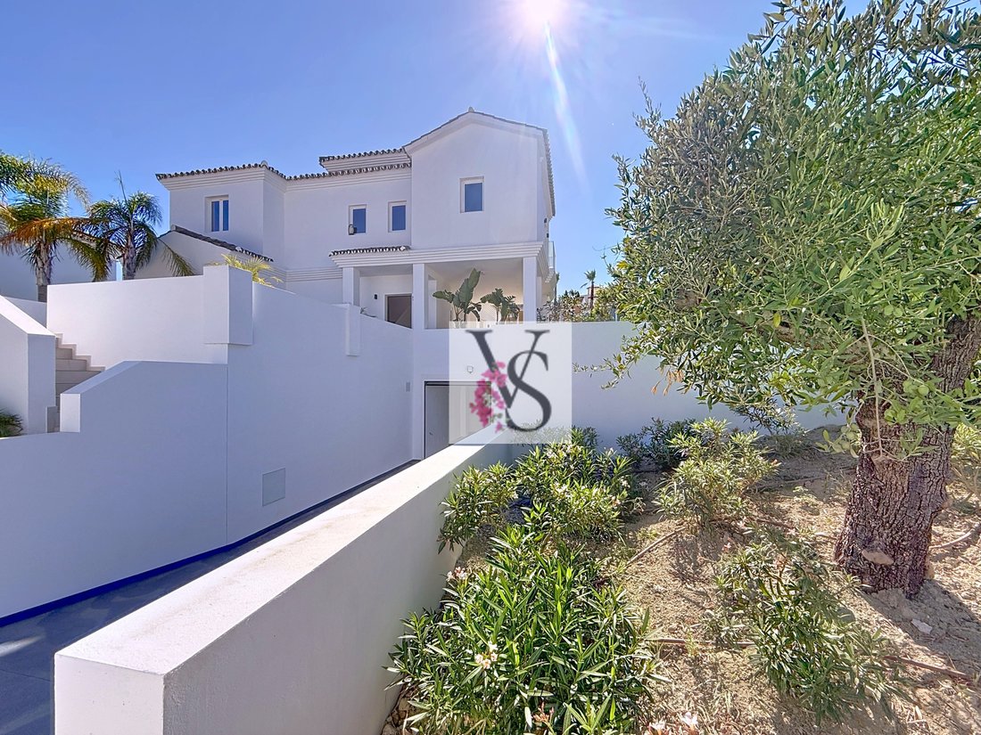 Villa in Casares, Andalusia, Spain 2 - 16740585