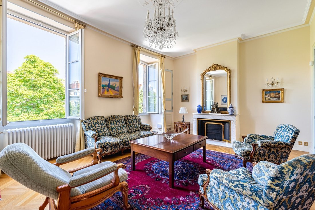 Apartment in Hôtel de Ville-Quinconce-Saint Seurin-Fondaudège, Bordeaux, France 3 - 16743496