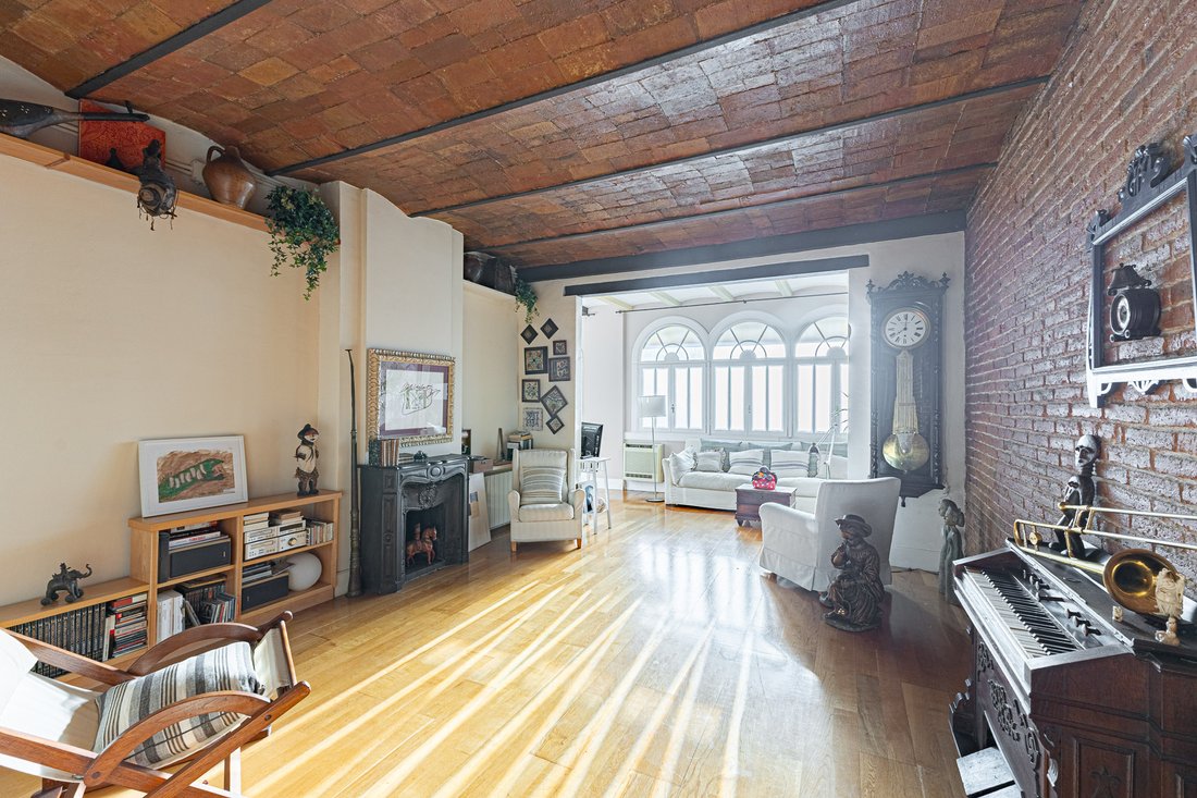 Apartment in Eixample, Barcelona, Spain 2 - 16742081