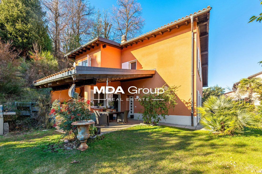 Villa in Collina d'Oro, Ticino, Switzerland 2 - 15337975