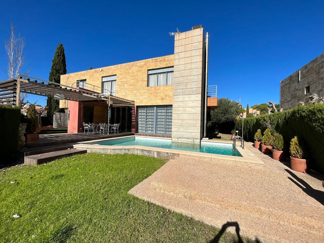 Villa in Dehesa de Campoamor, Orihuela, Valencian Community 1 - 16740266