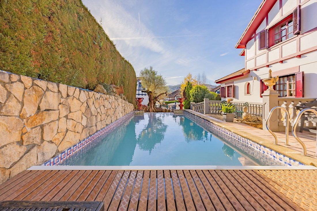 Villa in Galdakao, Basque Country, Spain 5 - 16742857