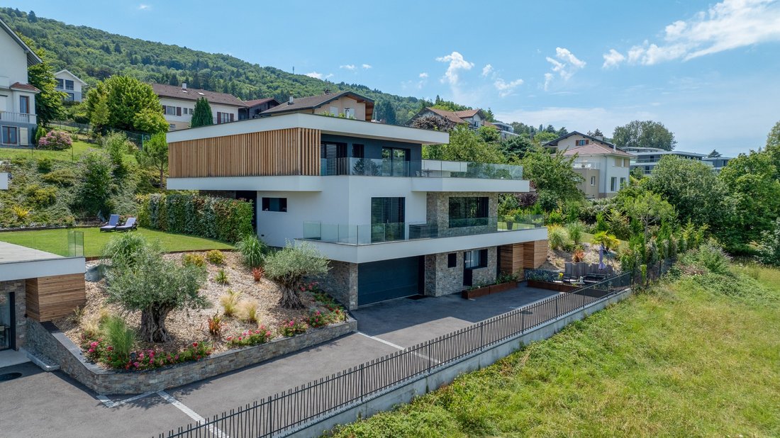 House in Neuvecelle, Auvergne-Rhône-Alpes, France 1 - 16742148