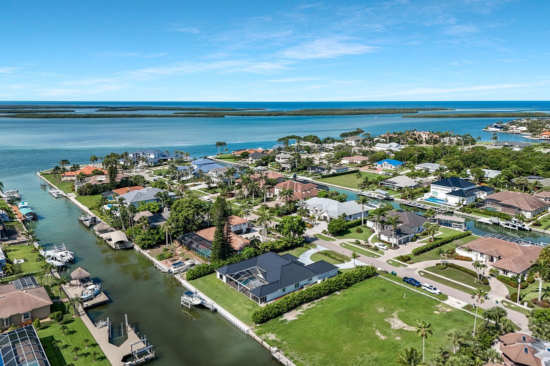 House in Marco Island, Florida, United States 4 - 16078626
