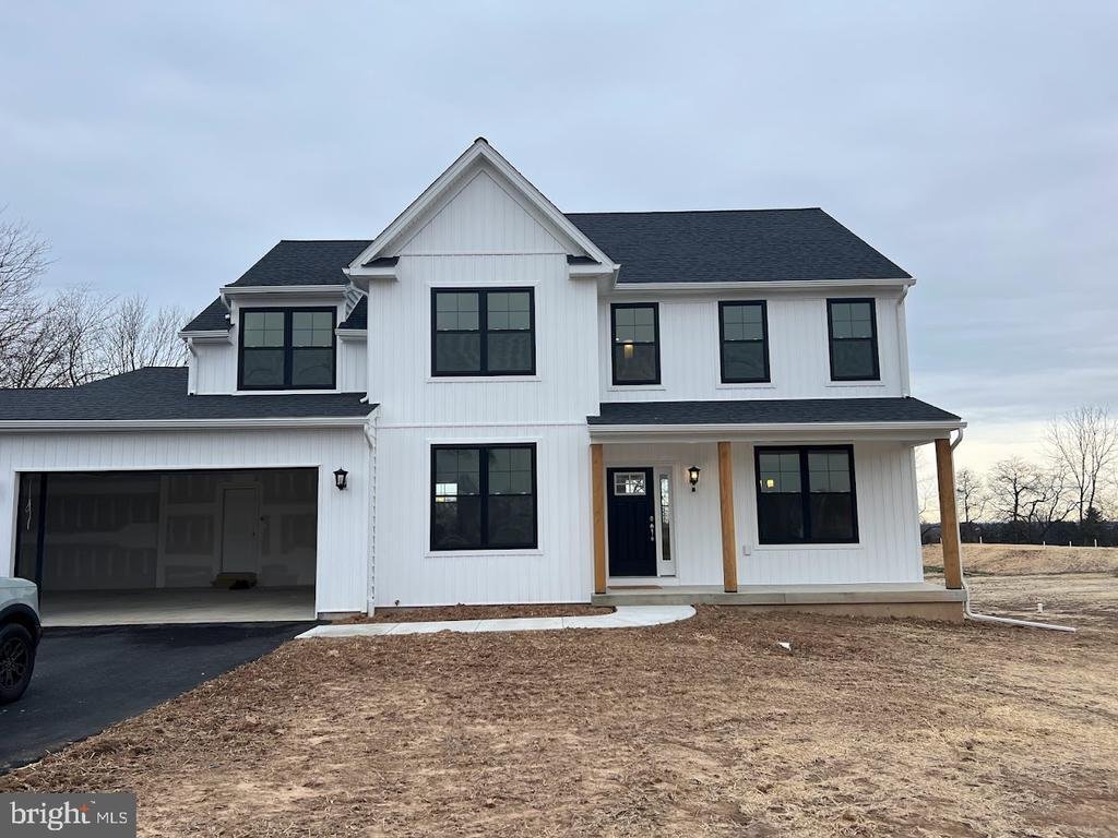 House in Frederick, Pennsylvania, United States 1 - 14634036