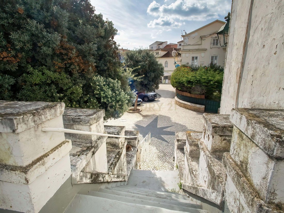 House in Sao Martinho do Porto, Leiria District, Portugal 1 - 16740423