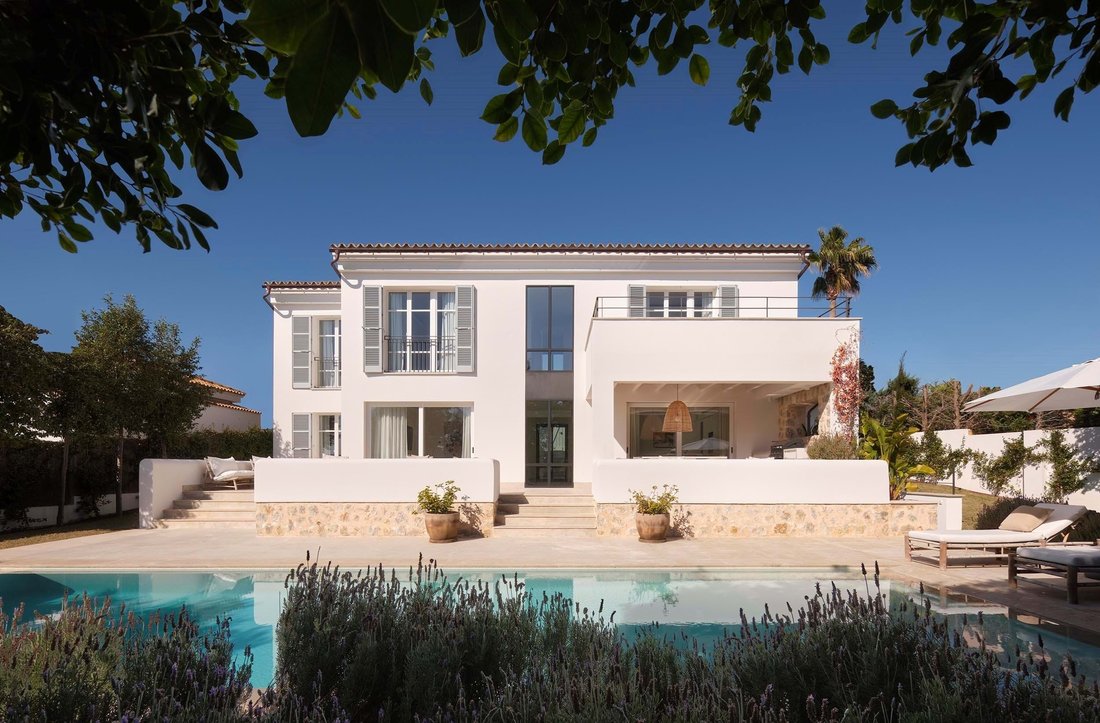 Villa in Rotes Velles, Calvia, Balearic Islands 1 - 16740757