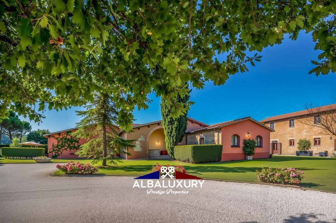 Villa in Deruta, Umbria, Italy 5 - 15345240